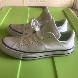 White Converse Chuck Taylor All Star
